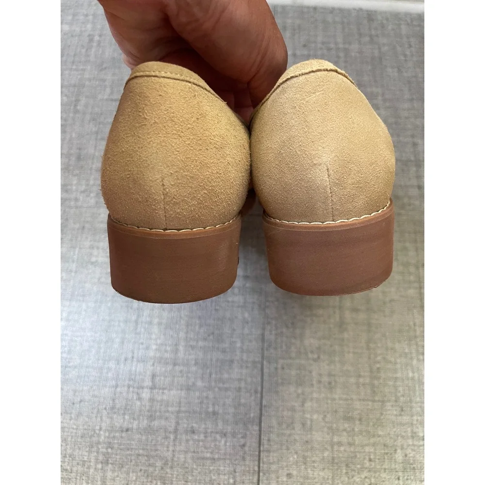 VIONIC Cheryl II Suede Loafers Size 9.5 Sand Beige Lug Sole Casual Comfort
